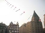 Kites at The Bund by day