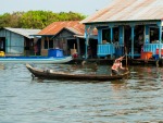 Floating villages on Stoeng Sangke river