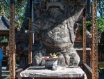 ubud-city-bali-indonesia-pura-saraswati-u-one-of-the-many-mythical-creature-shrines