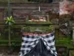 ubud-city-bali-indonesia-ubud-palace-b-hindu-shrine-with-traditional-sarong-dress