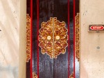 ubud-city-bali-indonesia-ubud-palace-k-intricately-carved-wooden-doors