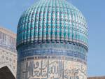 Turquoise fluted dome of Bibi-Khanym Mosque