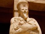 Hatshepsuts Temple - Osirian statue of Hatshepsut