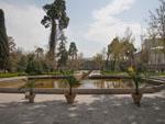 Looking away from the Talar Salam over the pond and gardens