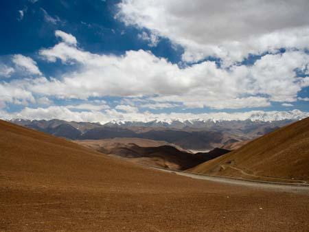 View of the Himalayans and Mount Everest from Pang-la pass at 5050 metres