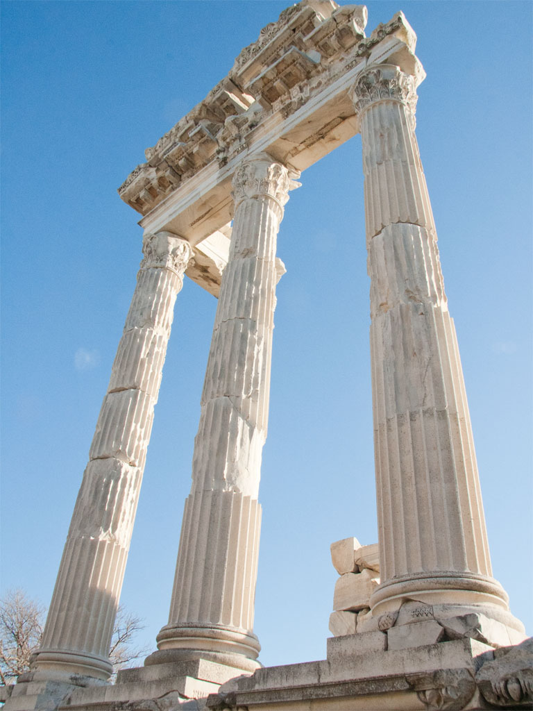Acropolis, Pergamon - Sonya and Travis