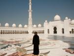 Sonya wearing a Abaya at the Sheikh Zayed Grand Mosque